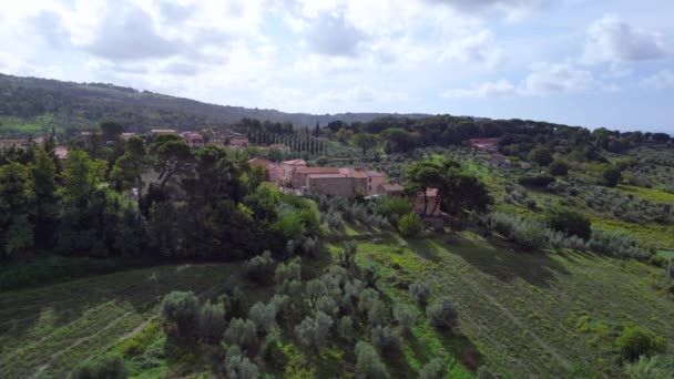 Toscana Vale Meditativo Aldeia Itália Outono 2023 Drone Ascendente Imagens — Vídeo de Stock