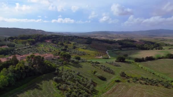 Valle Meditativo Toscana Pueblo Italia Otoño 2023 Rotación Dron Derecho — Vídeos de Stock