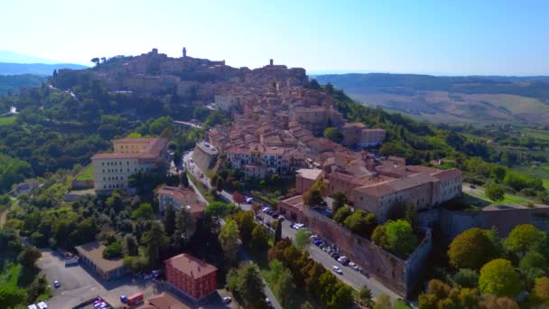Montepulciano Toszkána Középkori Hegyi Falu Átrepülős Drón Tájkép Felvétel — Stock videók
