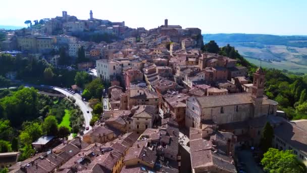 Montepulciano Toskania Średniowieczna Wioska Górska Przelot Nad Dronem Nagranie Krajobrazu — Wideo stockowe