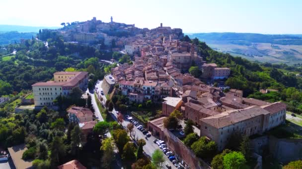 Montepulciano Toskania Średniowieczna Wioska Górska Przegląd Panoramy Dron Nagrania Krajobrazowe — Wideo stockowe
