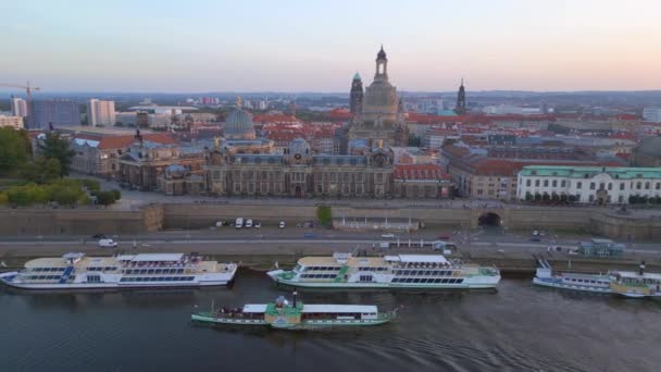 Захід Сонця Дрезденська Міська Церква Соборна Річка Широкий Орбітальний Огляд — стокове відео