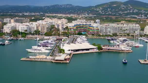 Přístavní Promenáda Ibiza Town Španělsko Panorama Orbit Drone Záběry Krajiny — Stock video