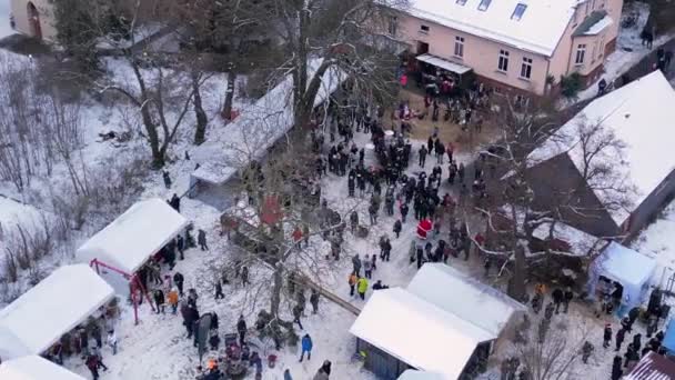 Weihnachtsmarkt Winterschneedorf Trübes Deutschland Drohne Schoss Aufnahmen Von Oben Drohnenmaterial — Stockvideo