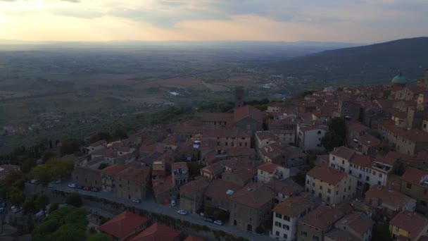 Old Town Italian Medieval Hill Village Tuscany Panorama Overview Drone — Stock Video