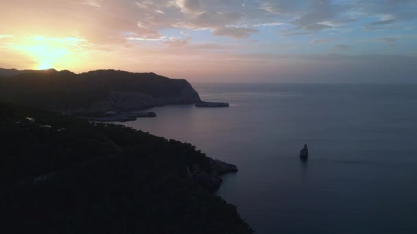Mountain Sunset Barevné Cloud Island Ibiza 2023 Klesající Drone Vysoce — Stock video