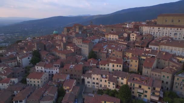 Casco Antiguo Italiano Medieval Colina Pueblo Toscana Rotación Dron Izquierdo — Vídeo de stock