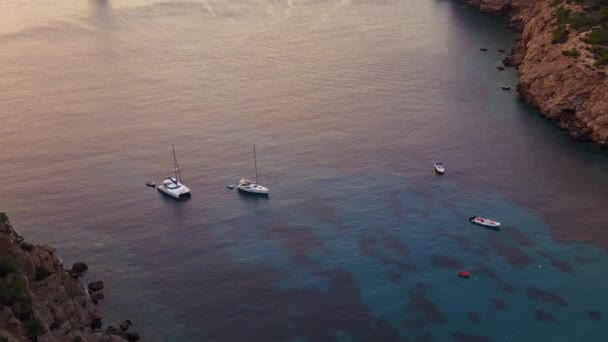 Berg Sonnenuntergang Bunte Wolkeninsel Ibiza 2023 Kippen Drohne Hochwertige Filmmaterial — Stockvideo