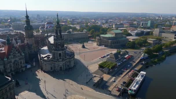 Zwinger Church Opera River City Dresden Drone 2023 Sobrevuelo Sobrevuelo — Vídeo de stock