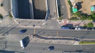 Sonnenallee Berlin 'deki prefabrik apartmanlar. İHA. İHA 'yı yüksek kaliteli 4K görüntüye yatır