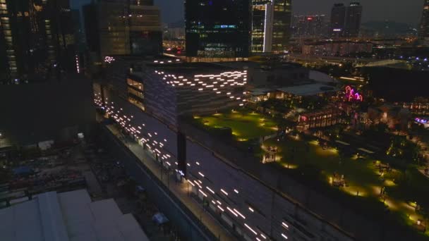 Город Ночное Время Света Exchange Trx Mall Панорамный Обзор Беспилотника — стоковое видео