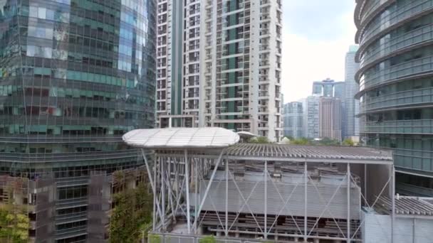 Pénzügyi Negyed Kuala Lumpur Felhőkarcoló Drón Fly Fordított Drón Kiváló — Stock videók