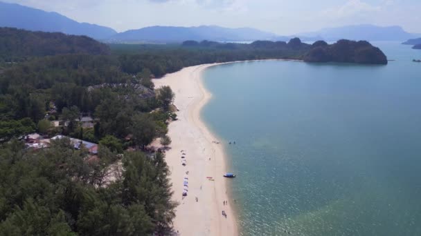 Isola Langkawi Tanjung Rhu Spiaggia Sabbia Panoramica Panoramica Drone Filmati — Video Stock