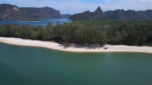 Insel Langkawi Tanjung Rhu Sandstrand Rundumblick Drohne Hochwertiges Filmmaterial — Stockvideo
