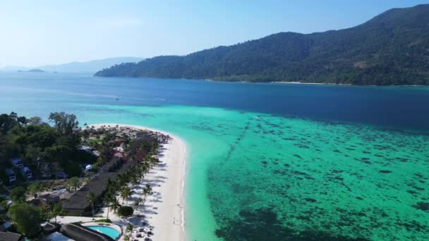 Azul Turquesa Mar Tailandês Praia Rochosa Ilha Rampa Velocidade Hyperlapse — Vídeo de Stock