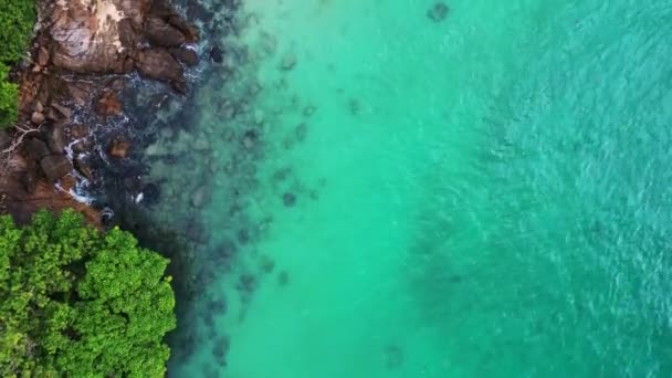 Felfedezetlen Álomsziget Tengerparti Paradicsoma Drón Teteje Látóhatáron Túl Kiváló Minőségű — Stock videók