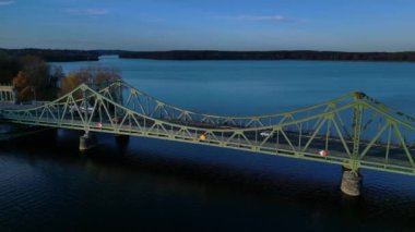 Glienicke Ajan Bridge, Potsdam ve Berlin 'i Havel River, Almanya' ya bağlıyor. hız rampası hiper hareket zaman aşımı 