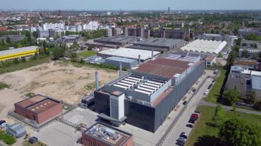 Büyük Data bulut deposu, endüstriyel havalandırma sistemi soğutma bilgisayarı. Berlin Avrupa 'da büyük bir veri merkezinde Ai çiftliği. hız rampası hiper hareket zaman aşımı 