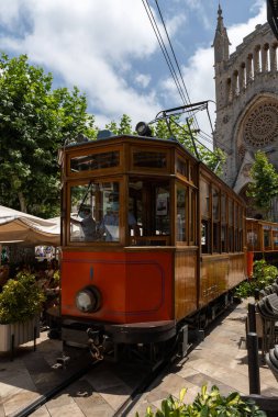 Soller, Mallorca, Balearic adalarında eski bir tramvay.