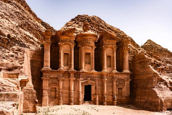 Majestuoso Monasterio Antigua Ciudad Petra Ciudad Histórica Arqueológica Sur Jordania —  Fotos de Stock