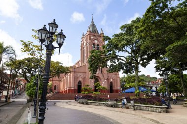 San Roque, Antioquia - Kolombiya - 7 Kasım 2022; San Roque Ana Parkı