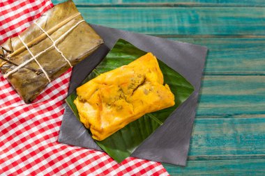 Tamale Muz Yapraklarına Sarılmış Tipik Kolombiya Yemeği