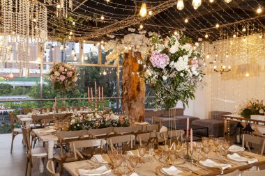 Yaşam Tarzı - Sosyal Etkinlikler İçin Resepsiyon Salonu Dekorasyonu