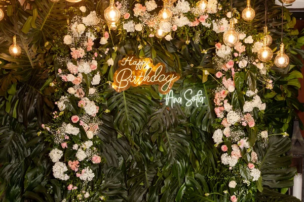 Flower Arch Mooie Decoratie Voor Sociale Evenementen Verjaardag — Stockfoto
