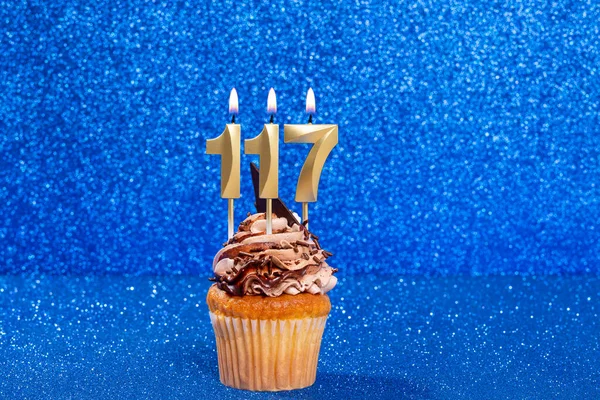 Doğum Günü veya Yıldönümü Kutlaması Numaralı Kek; 117 Numara