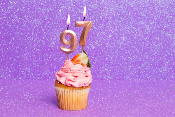 Cupcake Mit Nummer Zur Feier Des Geburtstages Oder Jahrestages Anzahl — Stockfoto