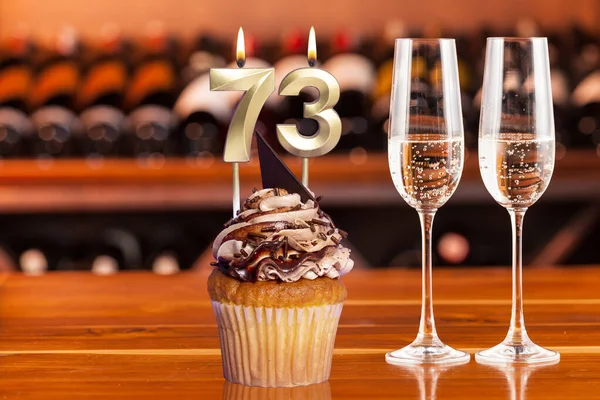 Cupcake Con Número Para Celebración Del Cumpleaños Aniversario Número —  Fotos de Stock