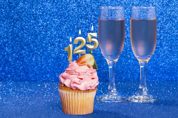 Cupcake Com Número Para Comemoração Aniversário Aniversário Número 125 — Fotografia de Stock