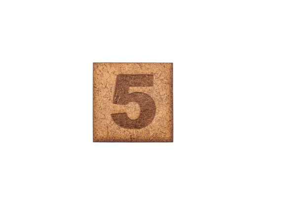 Número Azulejos Quadrados Madeira Número Cinco Fundo Branco — Fotografia de Stock