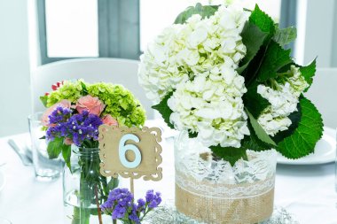 Sosyal Etkinliklerin Alınması; Etkinlikler İçin Süslemeler: Partiler, Doğum Günleri, Düğünler ve Diğer Etkinlikler.