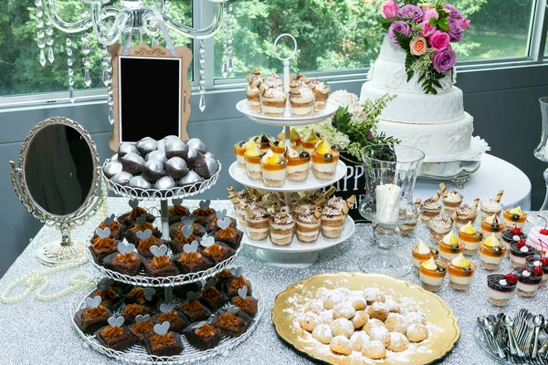 Social events; Individual Dessert Table For Guests
