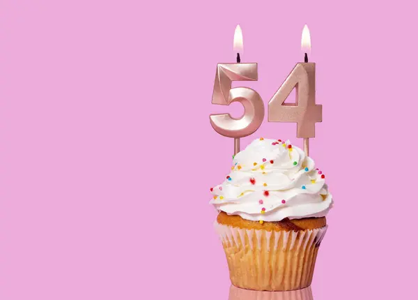 Τούρτα Γενεθλίων Τον Αριθμό Κεριού Ροζ Φόντο — Φωτογραφία Αρχείου