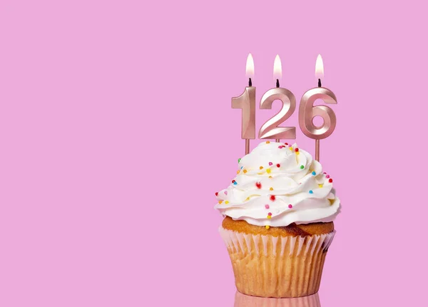 День Рождения Торт Свечой Номер 126 Розовом Фоне — стоковое фото