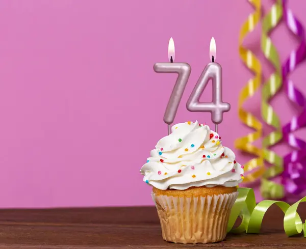 Geburtstagstorte Mit Kerze Nummer Auf Rosa Hintergrund — Stockfoto