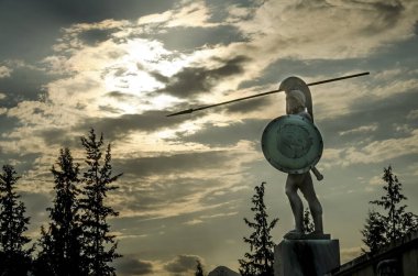 Leonidas heykeli Yunanistan 'ın Thermopylae kentinde Spartalılar Kralı