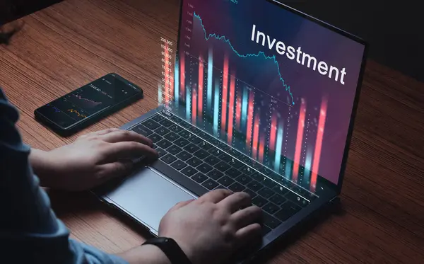 Businesswoman analyzing financial data of forex trading chart. Investment funds in the stock market and digital assets. Business finance technology and investment concept.