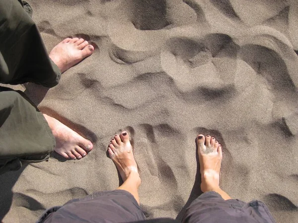 Homem Mulher Pés Descalços Areia Foto Alta Qualidade — Fotografia de Stock
