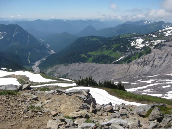 Caminhadas Mount Rainier Para Camp Muir Snow Field Skyline Loop — Fotografia de Stock