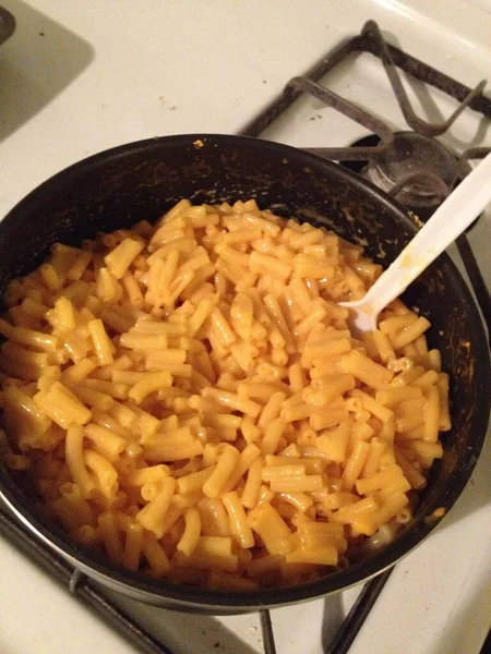 Pot Mac Cheese Stove Plastic Spoon High Quality Photo — Stock Photo, Image