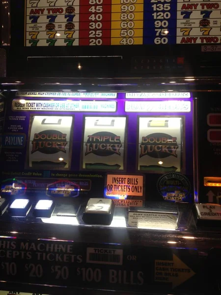 Casino Máquina Ranura Tres Símbolos Old Style Slot Machine Jackpot —  Fotos de Stock