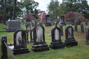 Sleepy Hollow Mezarlığı, yağmurlu bir Ekim gününde, New York 'ta güzel ve tarihi bir mezarlık. Yüksek kalite fotoğraf
