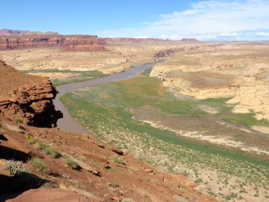 Hite Overlook, Colorado Nehri, Utah, Yüksek Çöl Güneybatı Manzarası. Yüksek kalite fotoğraf