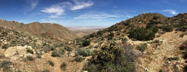 Panoramik Kaliforniya Çöl Manzarası, Anza Borrego Eyalet Parkı 'nda yürüyüş. Yüksek kalite fotoğraf