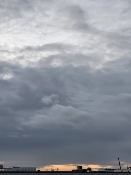 Gökyüzünde Fırtına Bulutları — Stok fotoğraf