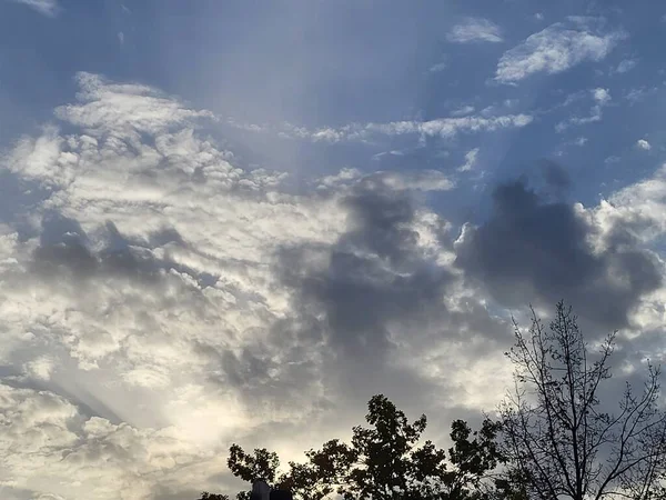 Schöne Wolken Himmel — Stockfoto