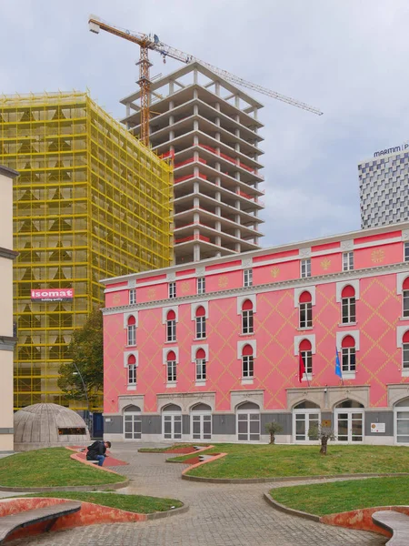 Architectuur Tirana 2022 Traditionele Aanbouw Recente Ontwerpgebouwen — Stockfoto